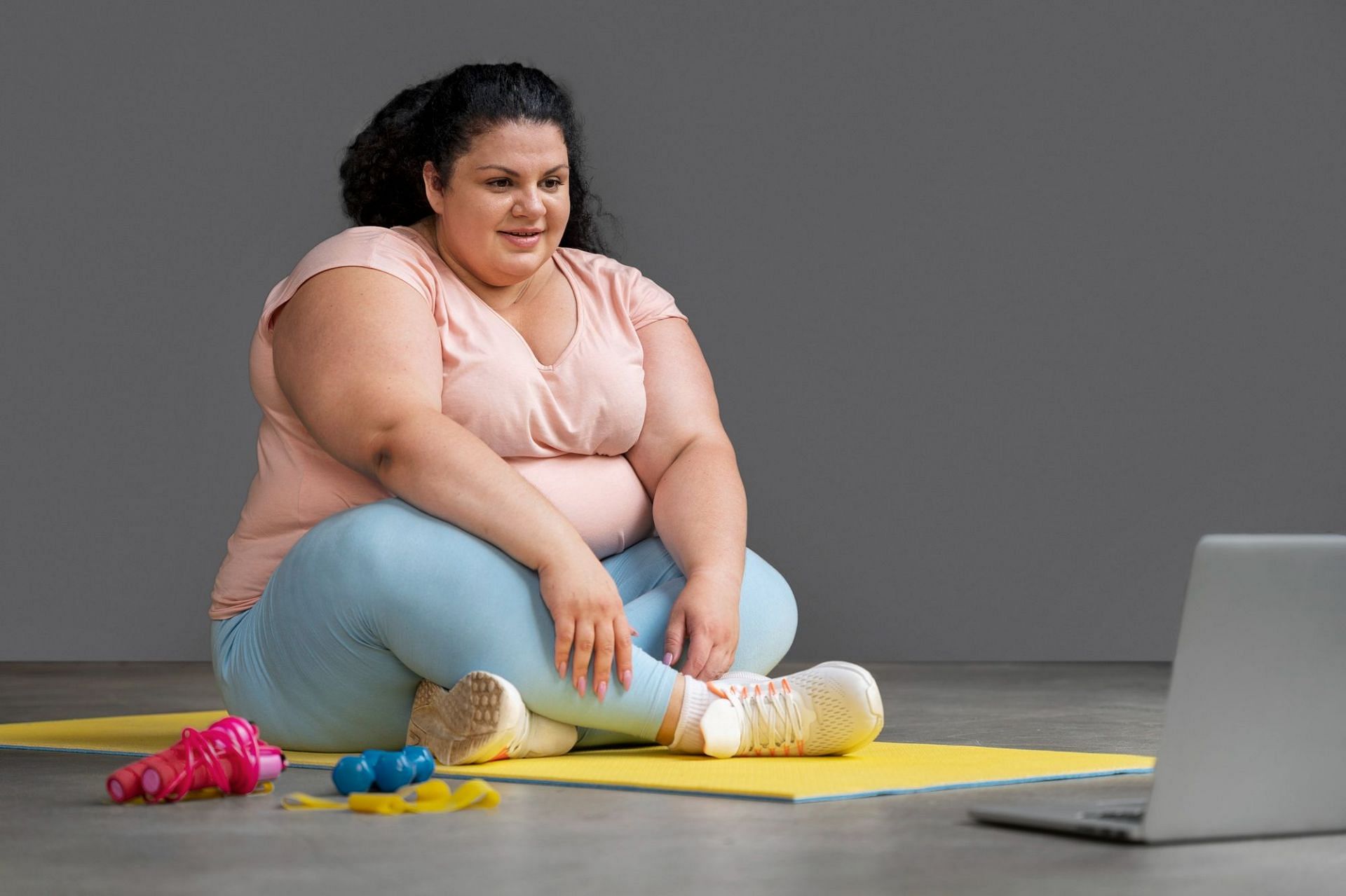 Over-weight (Image via Freepik)
